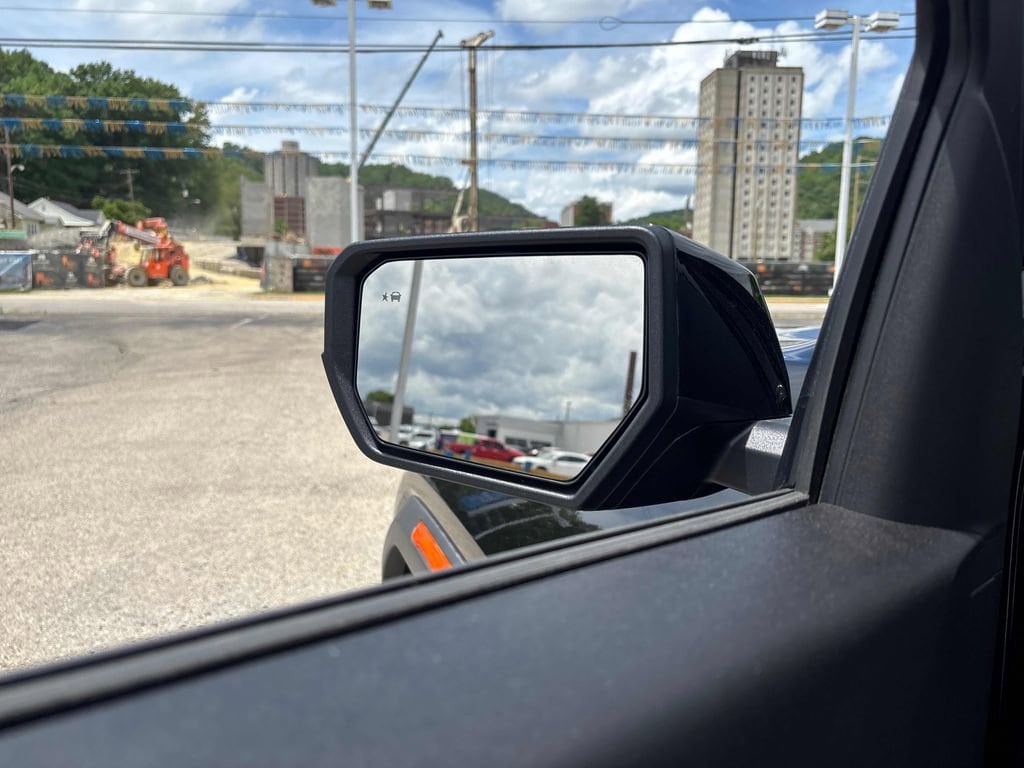 2026 GMC Canyon AT4X - Photo 11