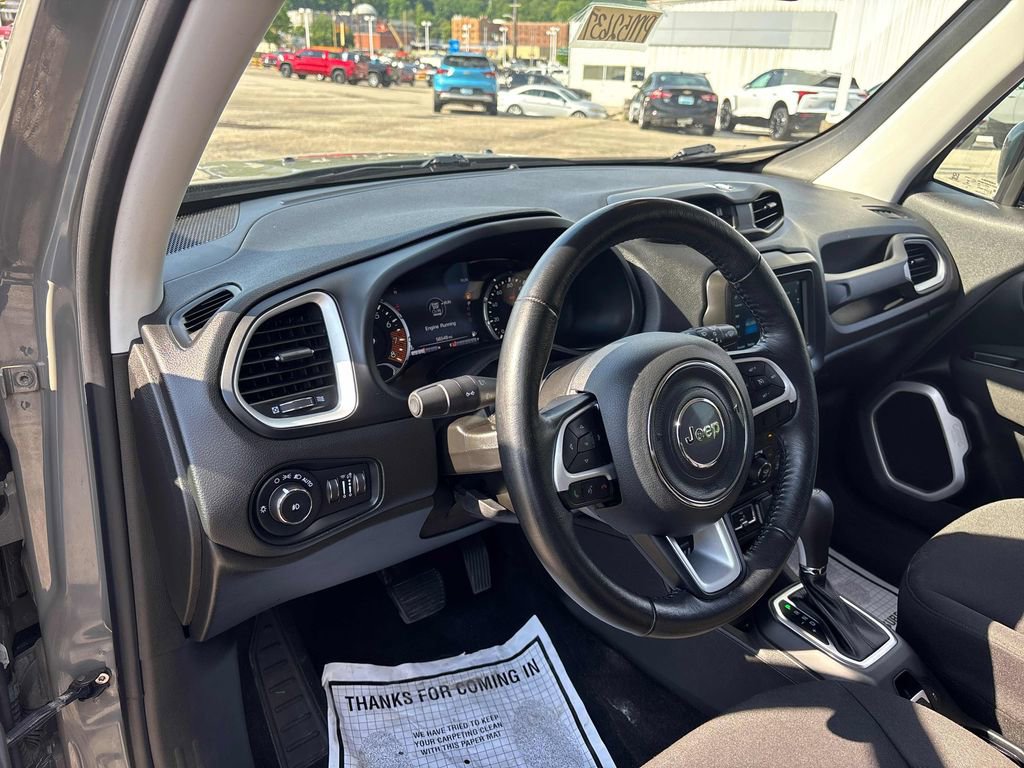 2021 Jeep Renegade Latitude - Photo 12