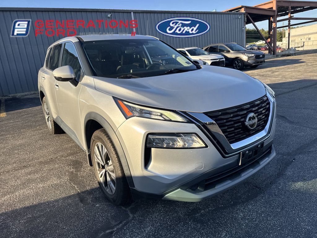 2022 Nissan Rogue SV photo 3