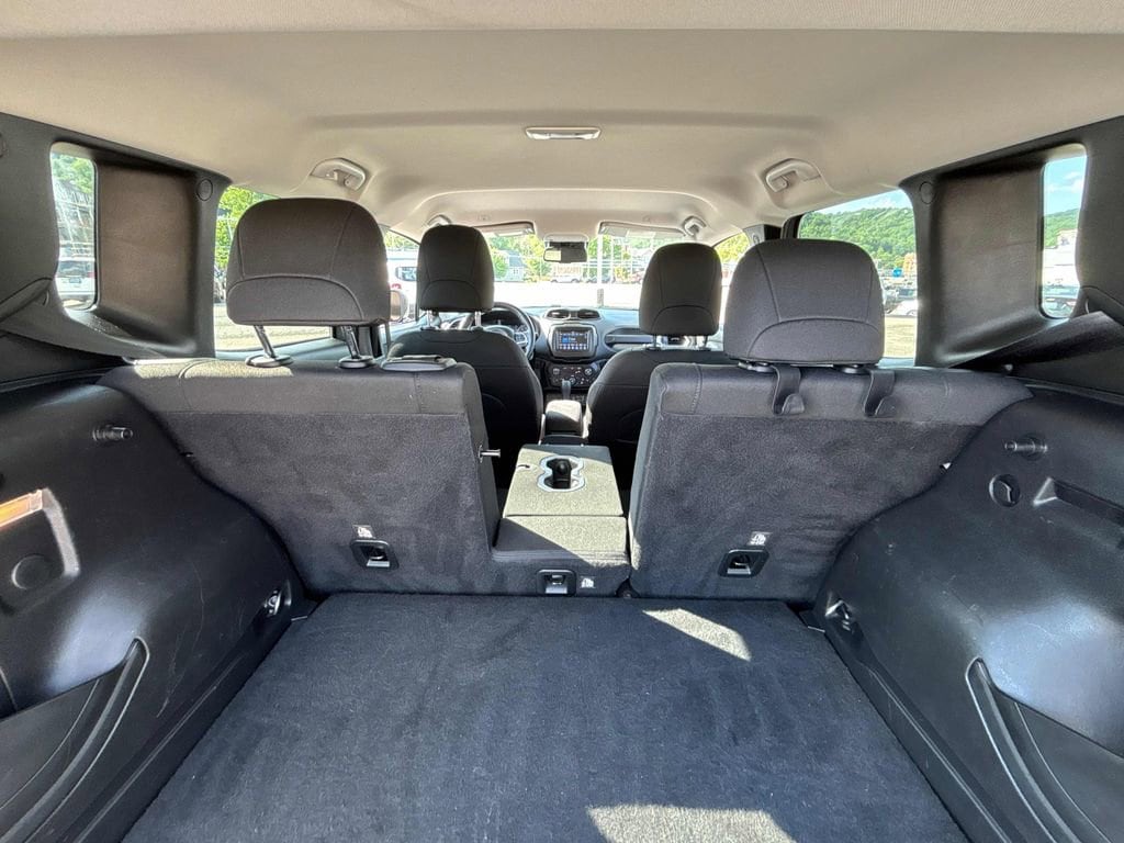 2021 Jeep Renegade Latitude - Photo 33