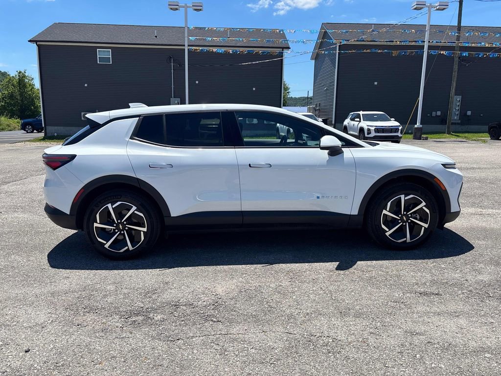 2026 Chevrolet Equinox EV 1LT - Photo 6