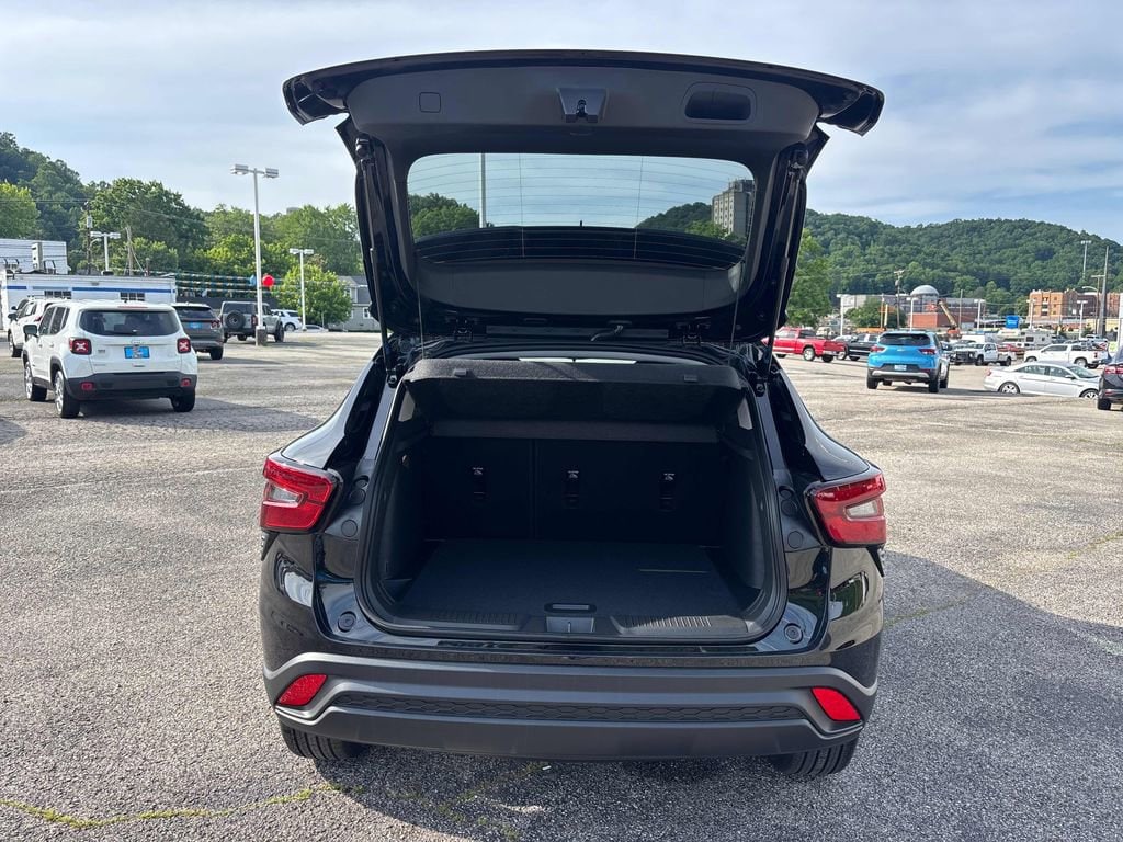 2026 Chevrolet Trax LT - Photo 29