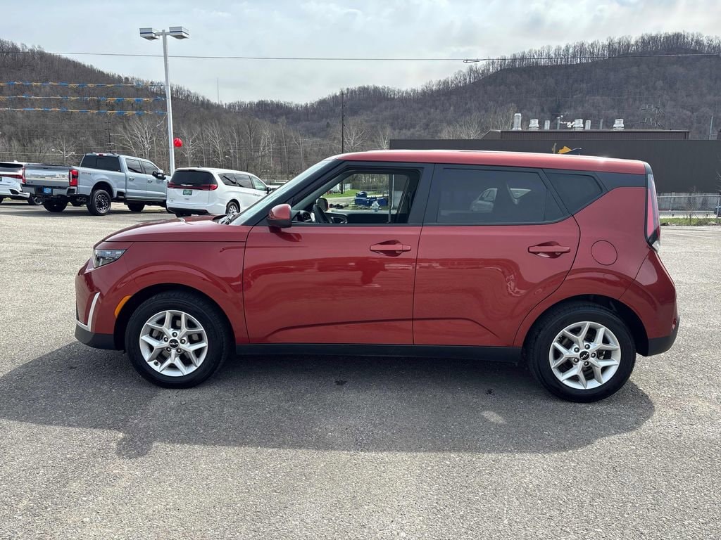 Used 2023 Kia Soul LX with VIN KNDJ23AU7P7877264 for sale in Morehead, KY
