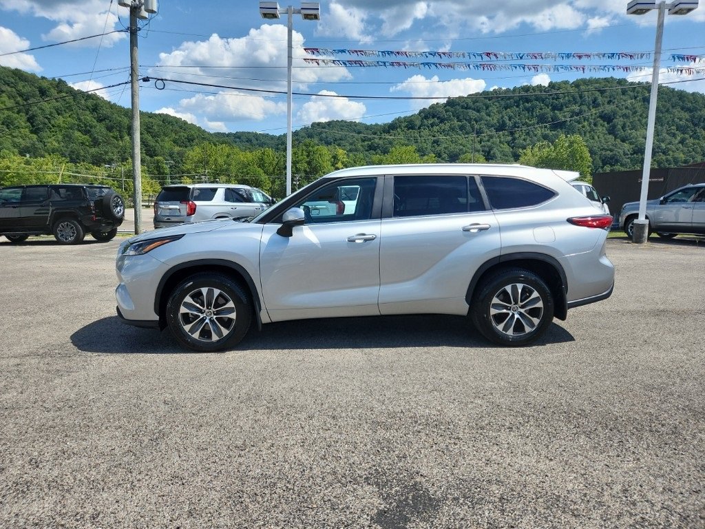 Used 2023 Toyota Highlander L with VIN 5TDKDRBH6PS512096 for sale in Morehead, KY