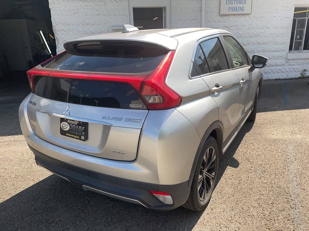 2019 Mitsubishi Eclipse Cross SEL photo 4