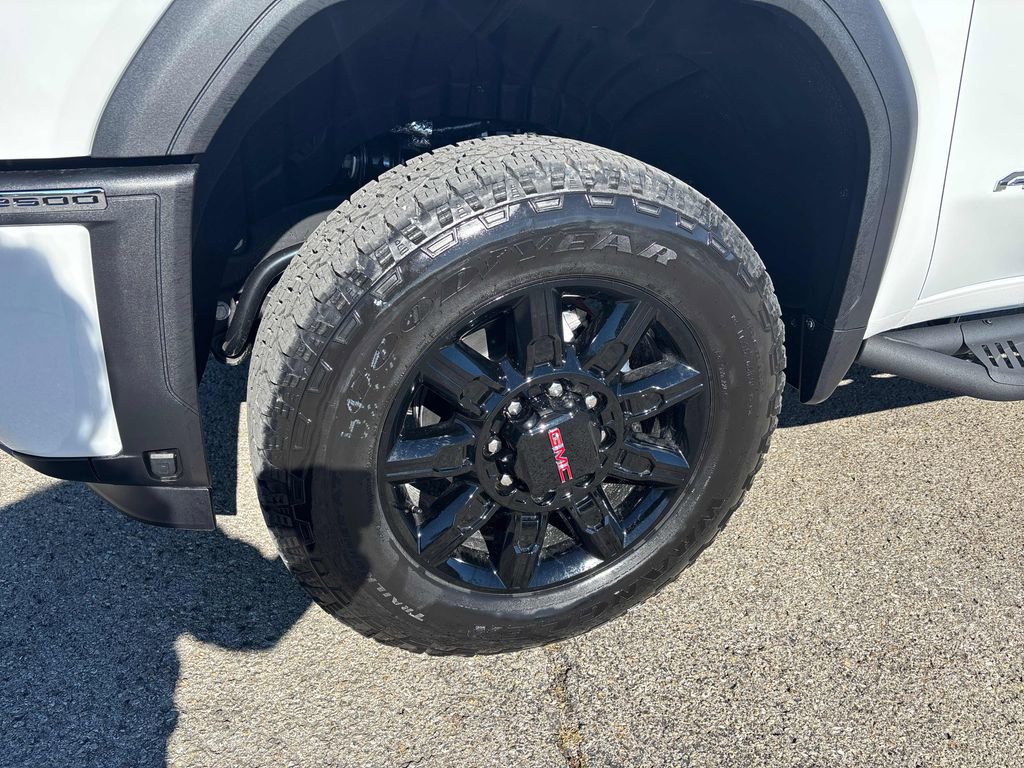 2026 GMC Sierra 2500HD AT4 - Photo 11