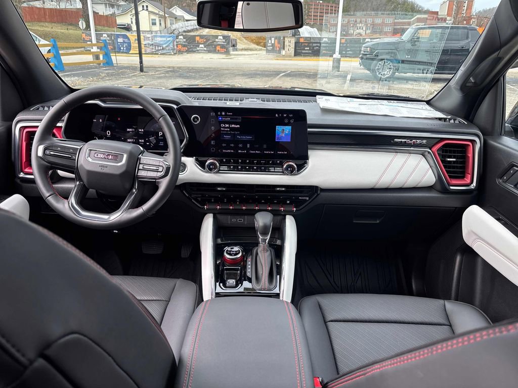 2026 GMC Canyon AT4X - Photo 26