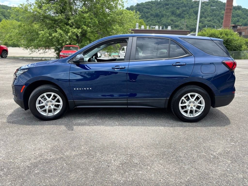 Used 2023 Chevrolet Equinox LS with VIN 3GNAXSEG7PL124398 for sale in Morehead, KY