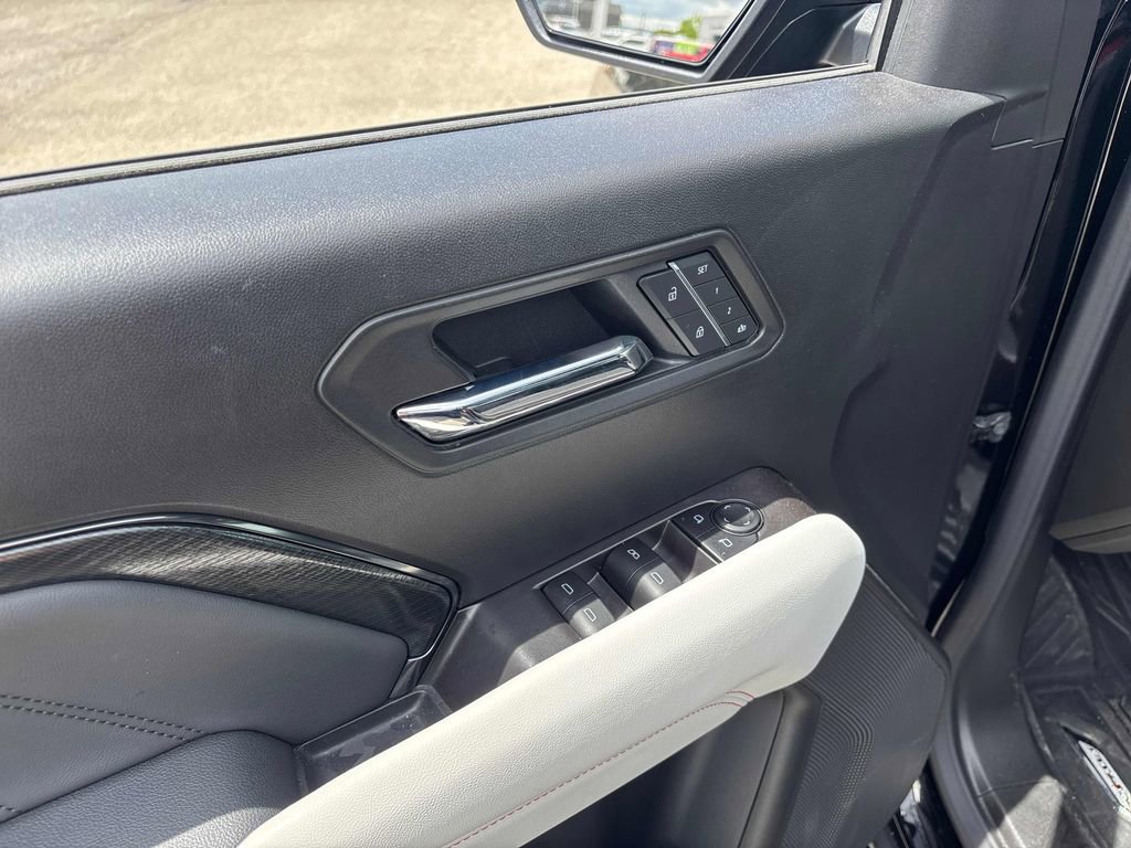2026 GMC Canyon AT4X - Photo 10