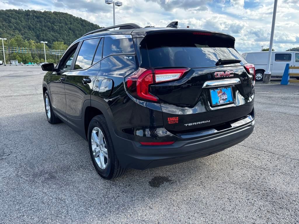 2024 Gmc Terrain SLE photo 2