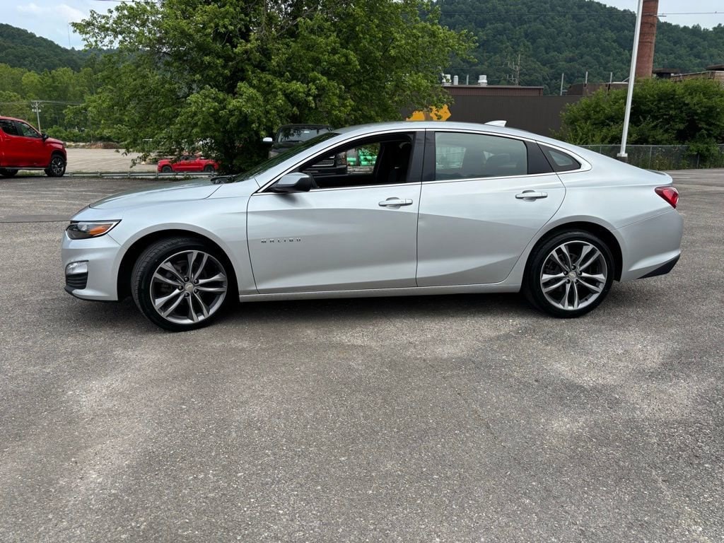 Used 2022 Chevrolet Malibu 1LT with VIN 1G1ZD5ST6NF178699 for sale in Morehead, KY
