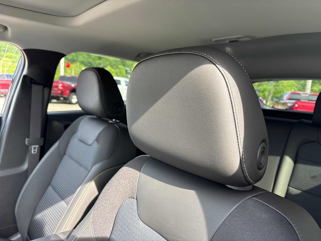 2026 Chevrolet Trax LT - Photo 12