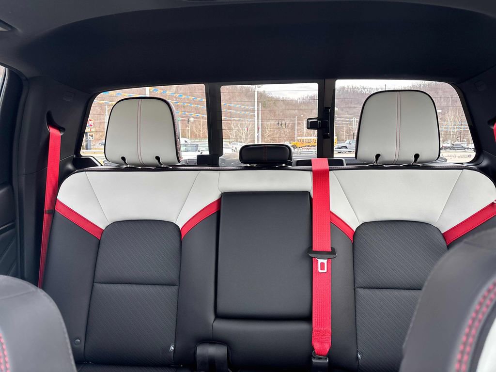 2026 GMC Canyon AT4X - Photo 25