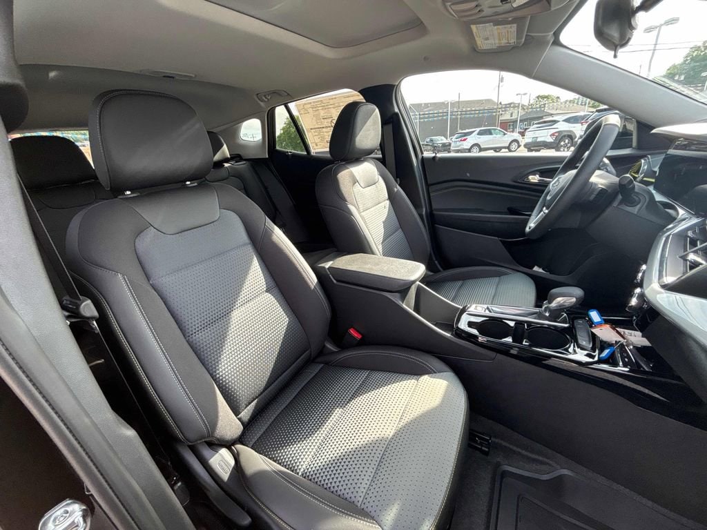 2026 Chevrolet Trax LT - Photo 27
