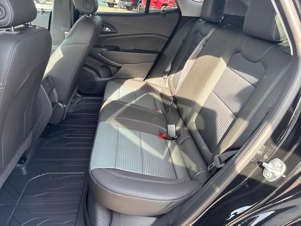 2026 Chevrolet Trax LT - Photo 24