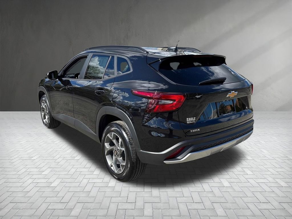 New 2026 Chevrolet Trax LT SUV