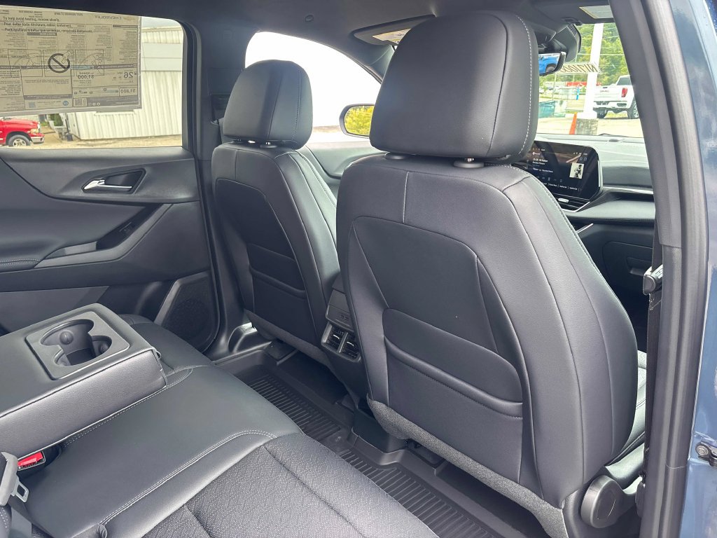 2027 Chevrolet Equinox LT - Photo 26