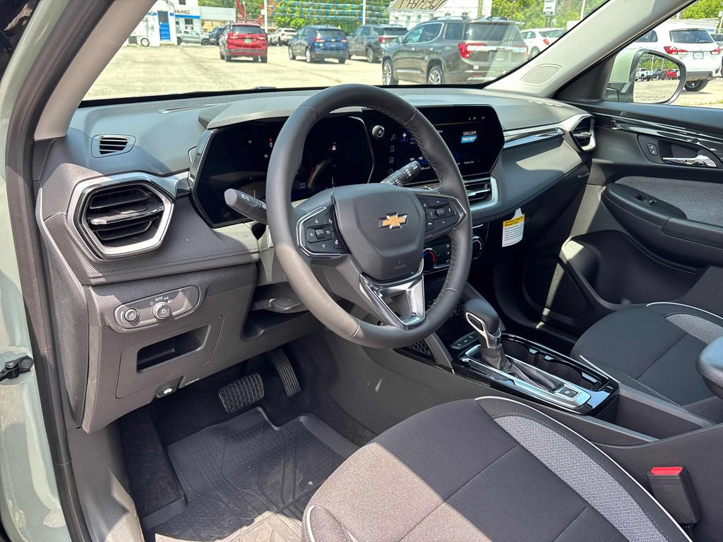2026 Chevrolet Trailblazer LT - Photo 11