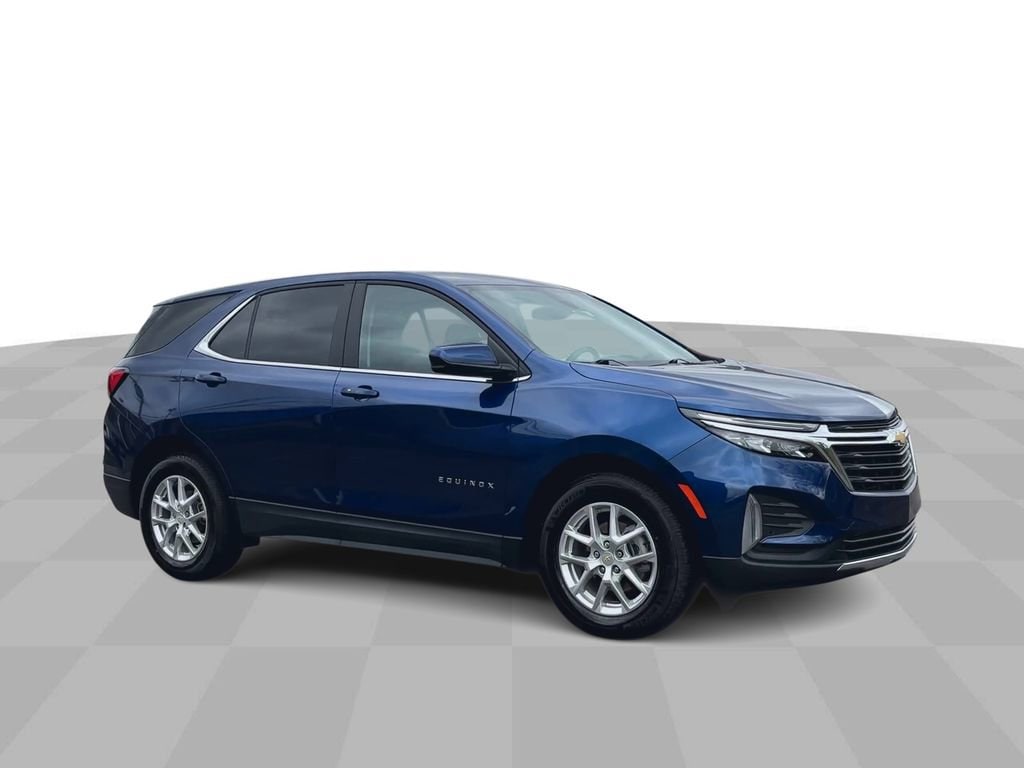 Used 2022 Chevrolet Equinox LT with VIN 2GNAXKEV8N6120781 for sale in Morehead, KY