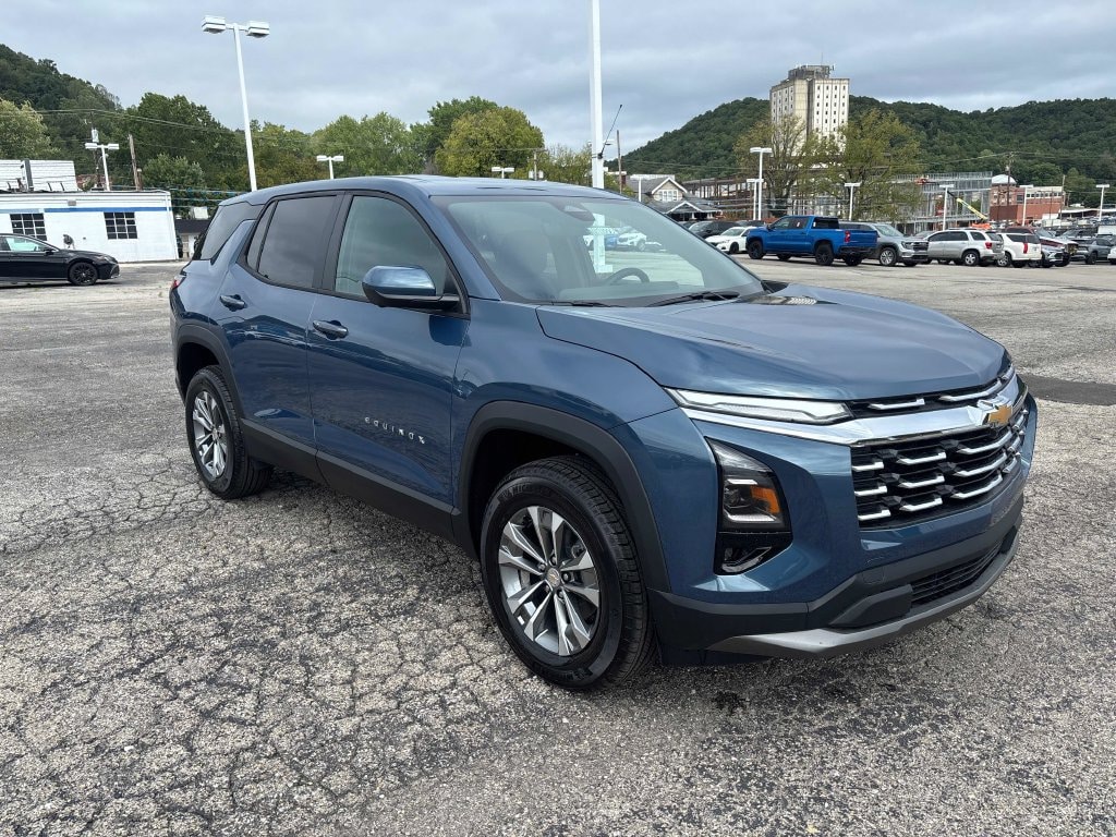 2027 Chevrolet Equinox LT - Photo 7