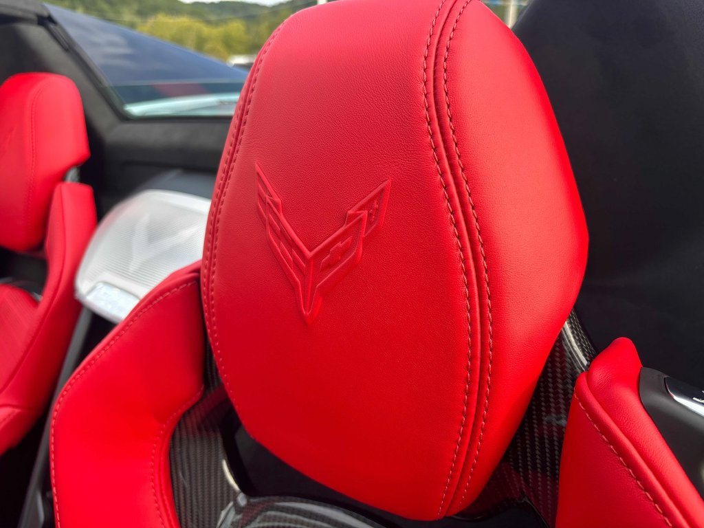 2027 Chevrolet Corvette 3LZ - Photo 13
