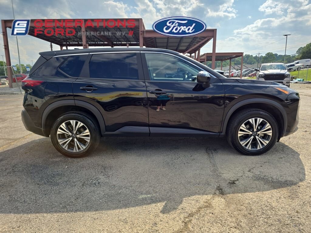 Used 2023 Nissan Rogue SV SUV