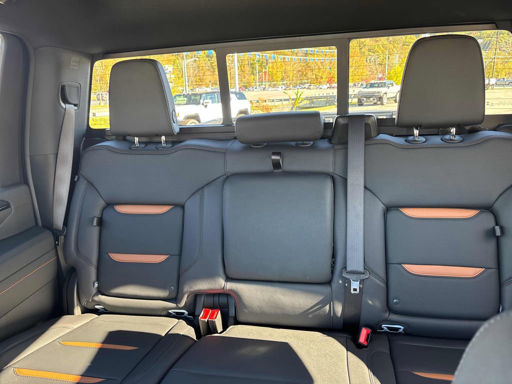 2026 GMC Sierra 2500HD AT4 - Photo 37