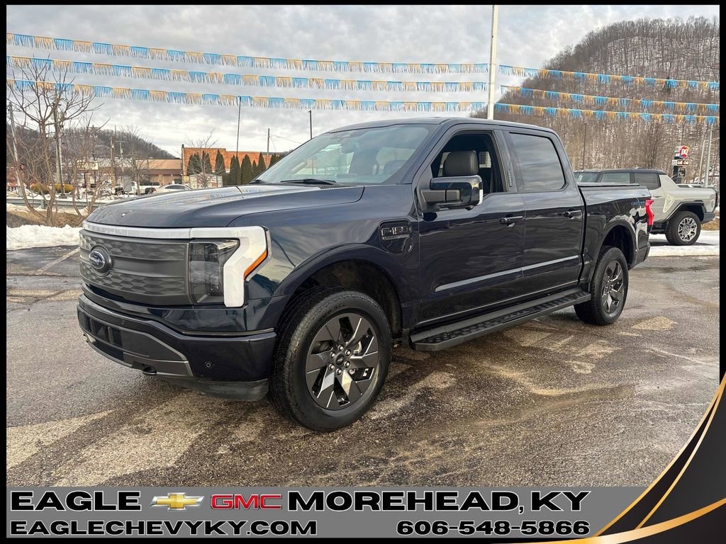 Used 2023 Ford F-150 Lightning Lariat Truck SuperCrew Cab