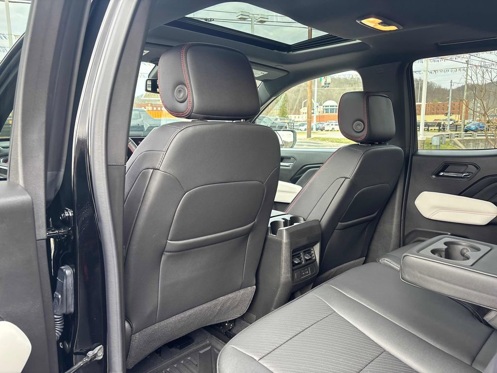 2026 GMC Canyon AT4X - Photo 27