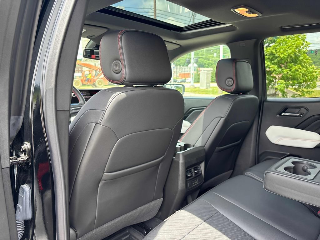 2026 GMC Canyon AT4X - Photo 24