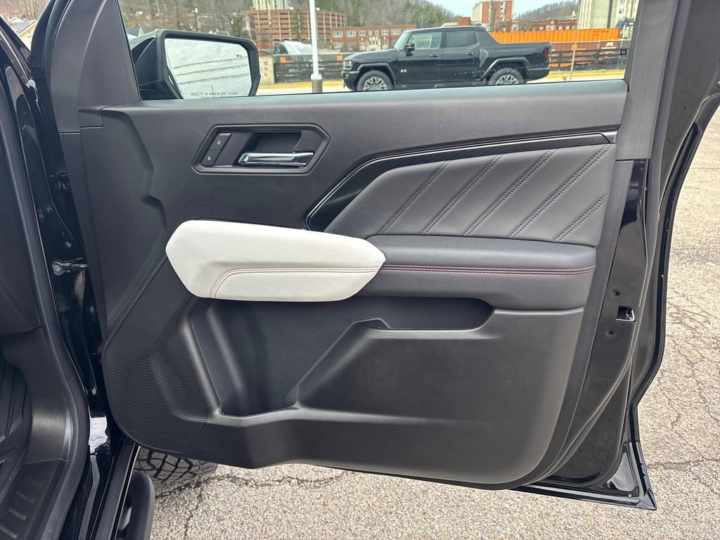 2026 GMC Canyon AT4X - Photo 36