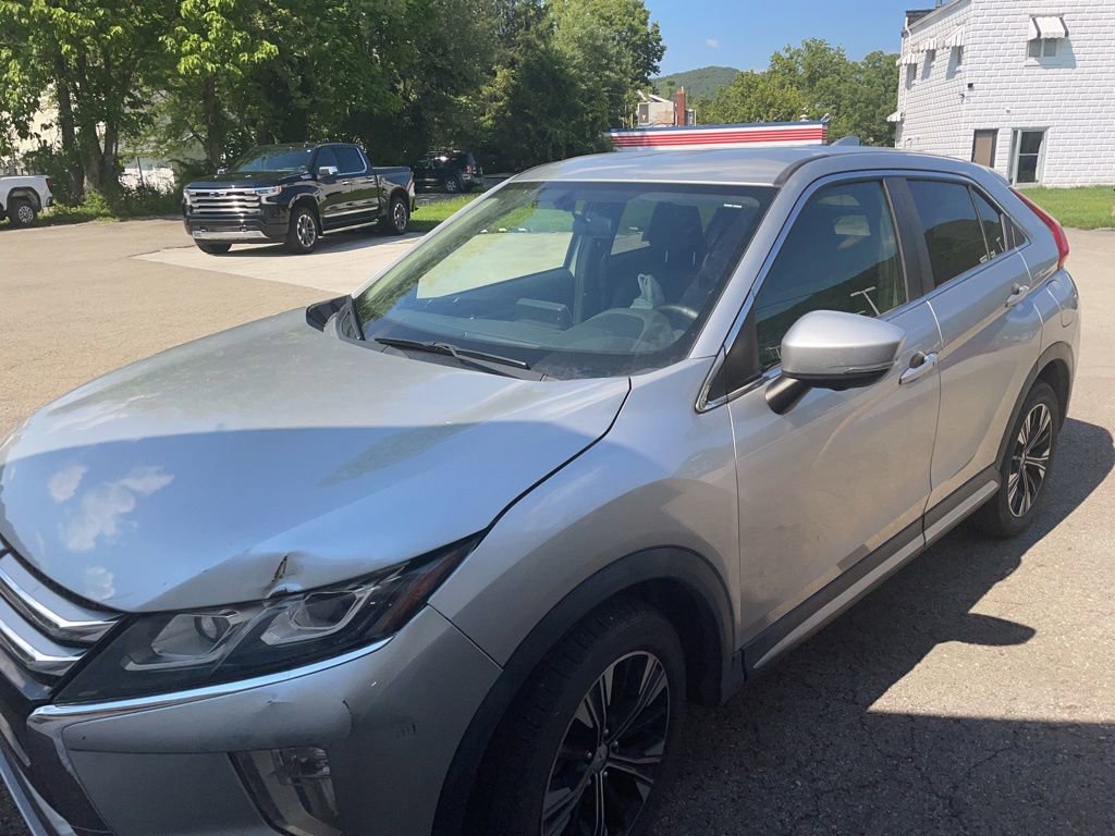 2019 Mitsubishi Eclipse Cross SEL photo 2
