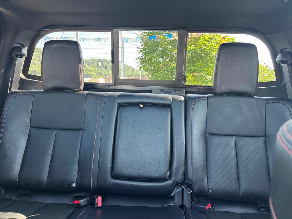 2024 Nissan Titan PRO-4X - Photo 21