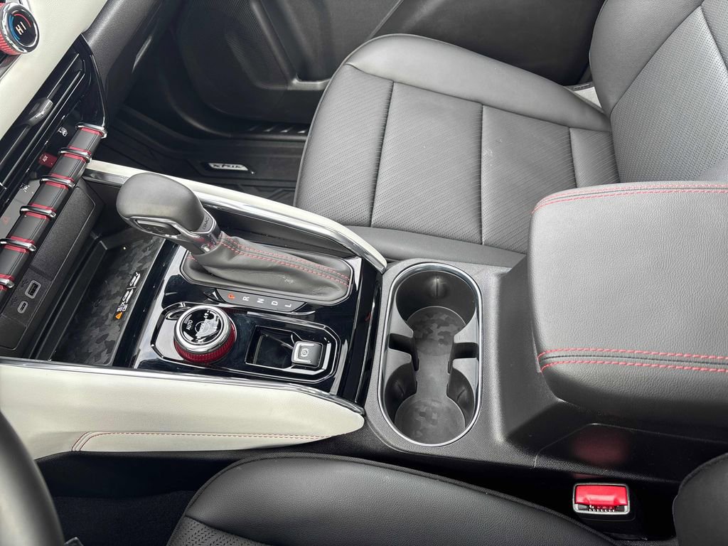 2026 GMC Canyon AT4X - Photo 22