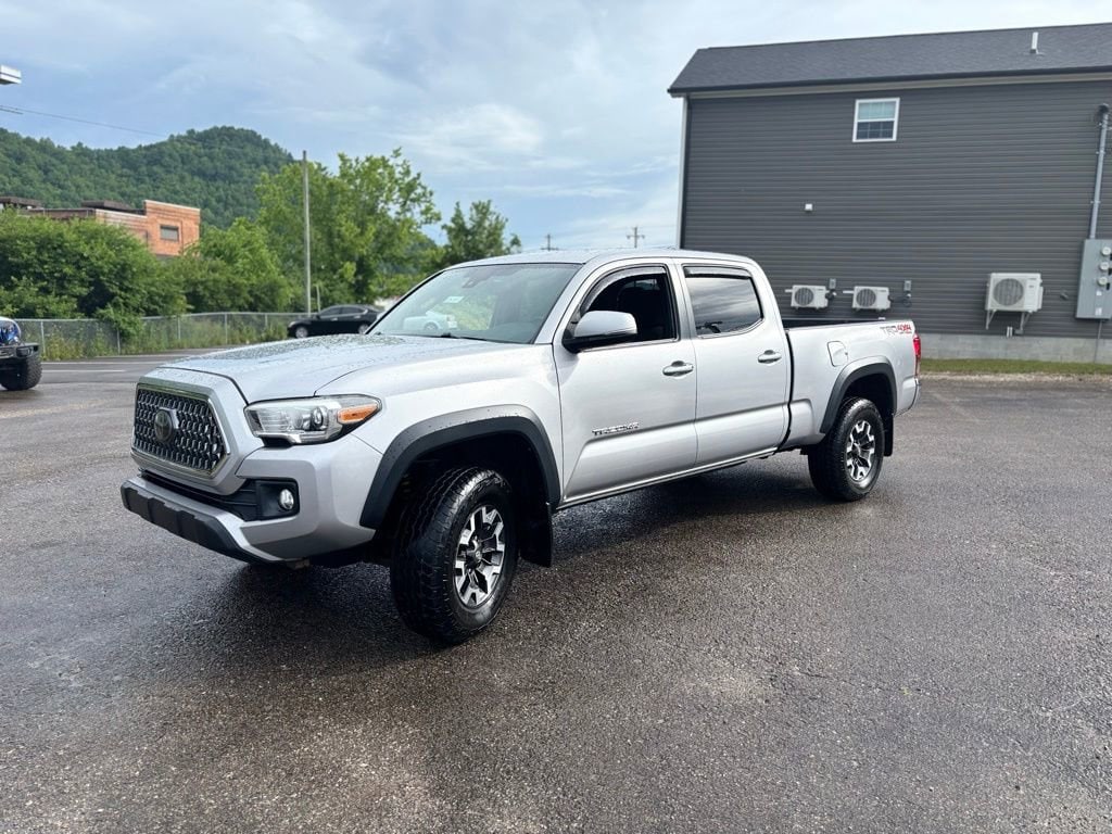 Used 2018 Toyota Tacoma TRD Off Road with VIN 3TMDZ5BN9JM051301 for sale in Morehead, KY
