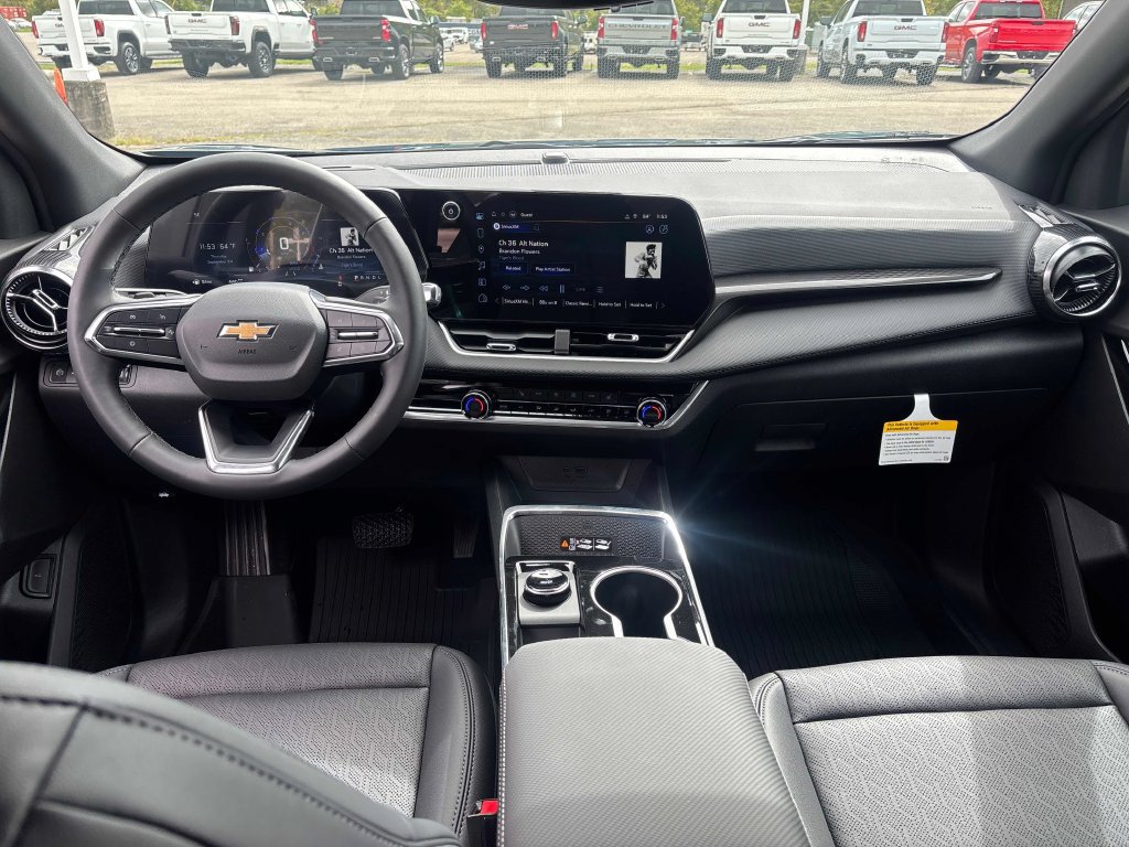 2027 Chevrolet Equinox LT - Photo 19