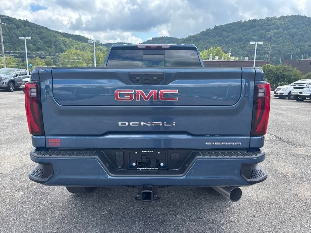New 2025 GMC Sierra 2500 HD Denali Truck