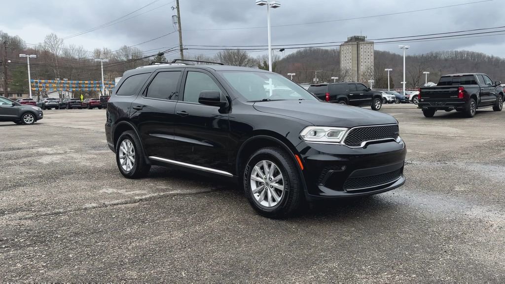 2024 Dodge Durango SXT photo 2