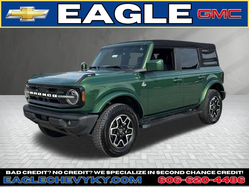 2023 Ford Bronco 4-Door Outer Banks's photo