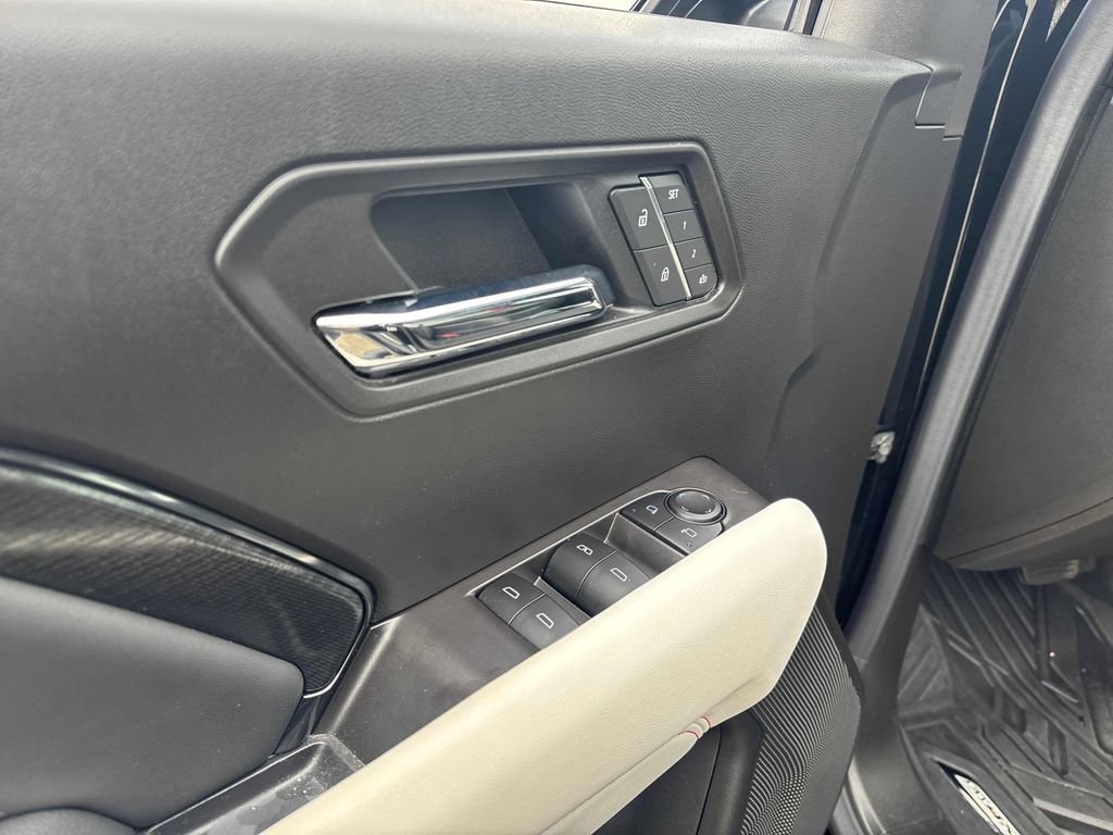 2026 GMC Canyon AT4X - Photo 11