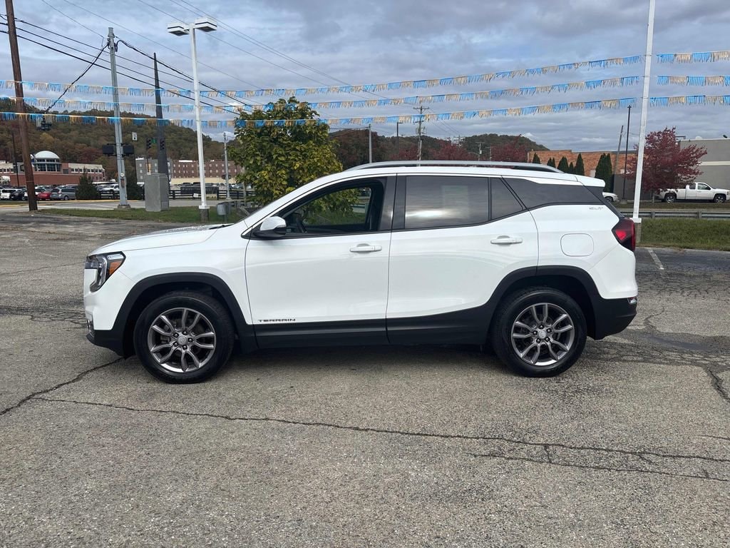 Used 2023 GMC Terrain SLT SUV