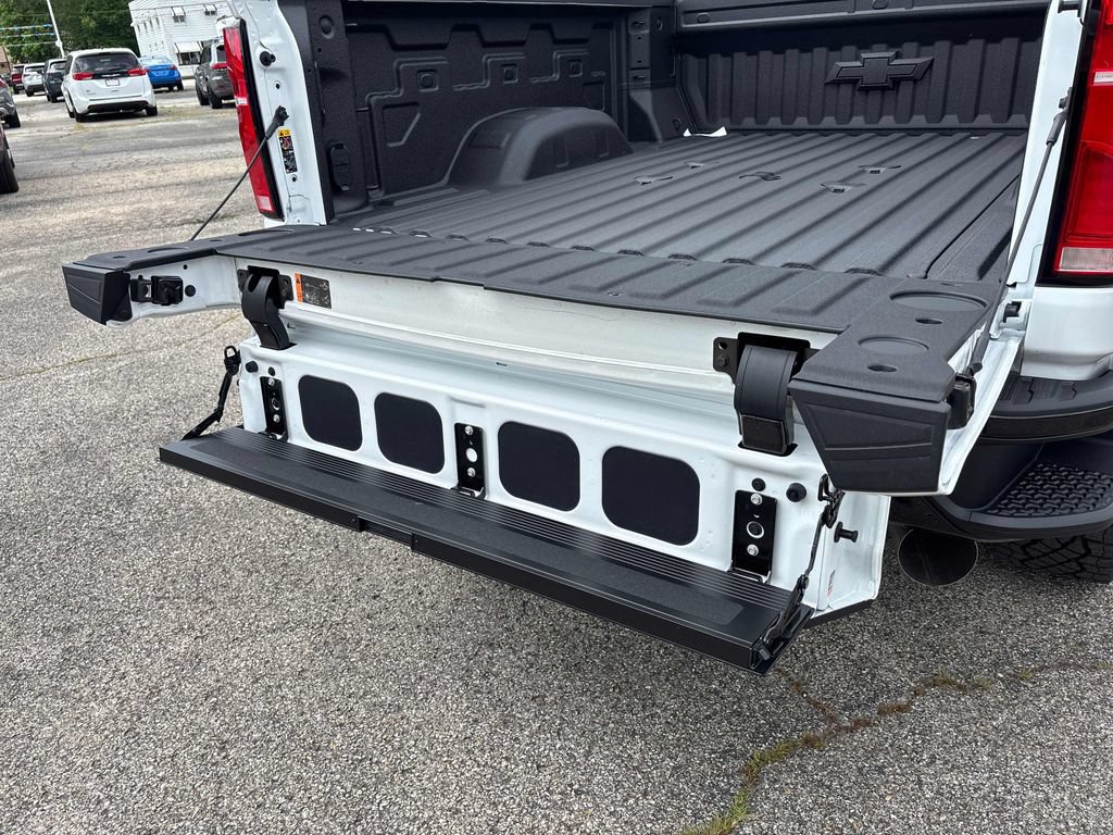 2026 Chevrolet Silverado 2500 HD ZR2 - Photo 27