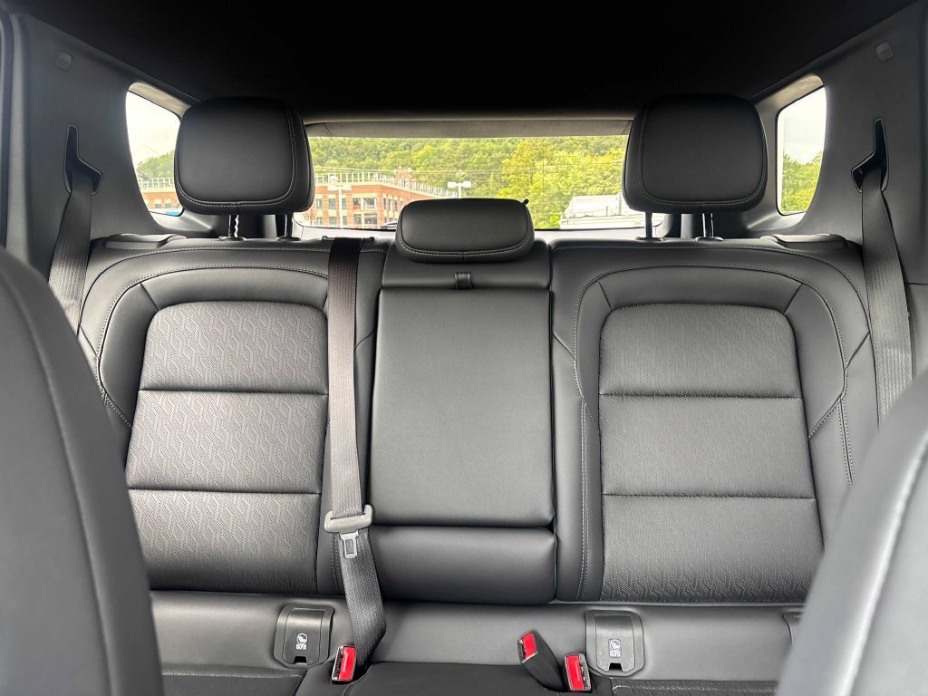 2027 Chevrolet Equinox LT - Photo 18