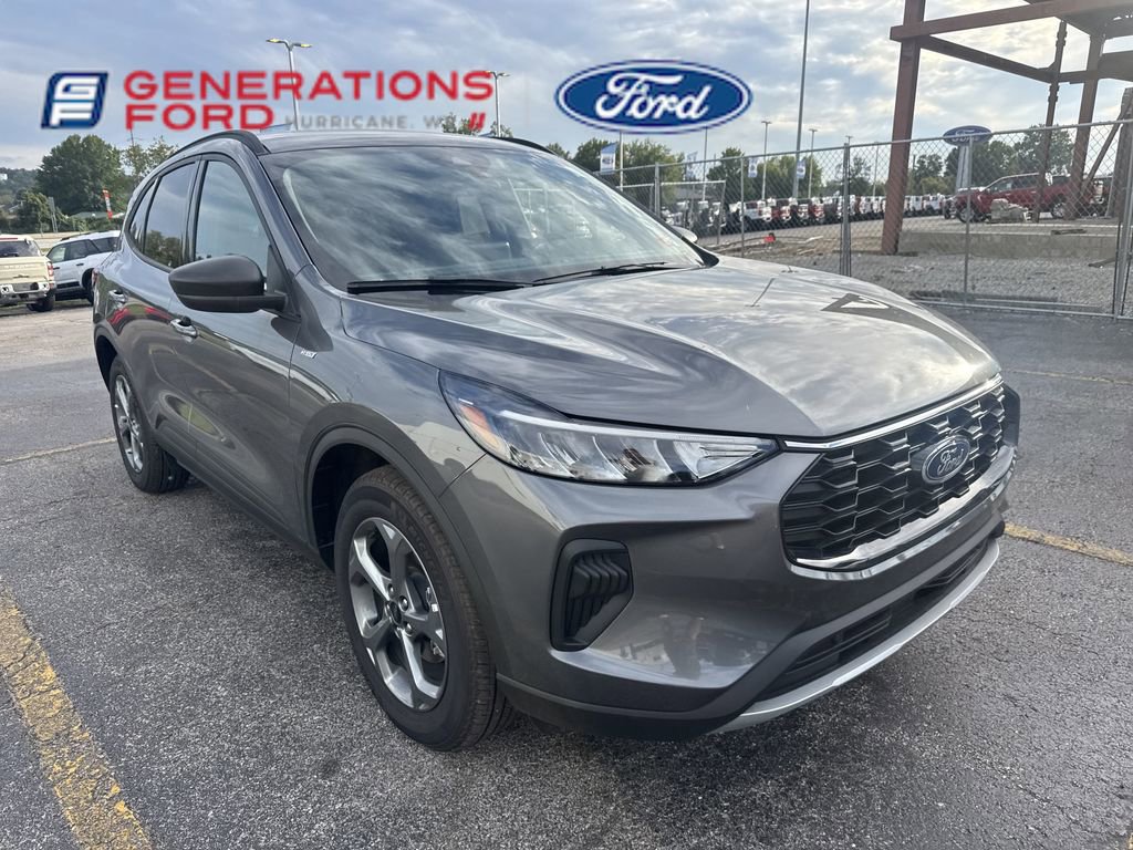 2025 Ford Escape ST-Line photo 3