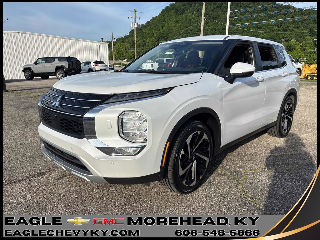 2024 Mitsubishi Outlander SE S-AWC's photo