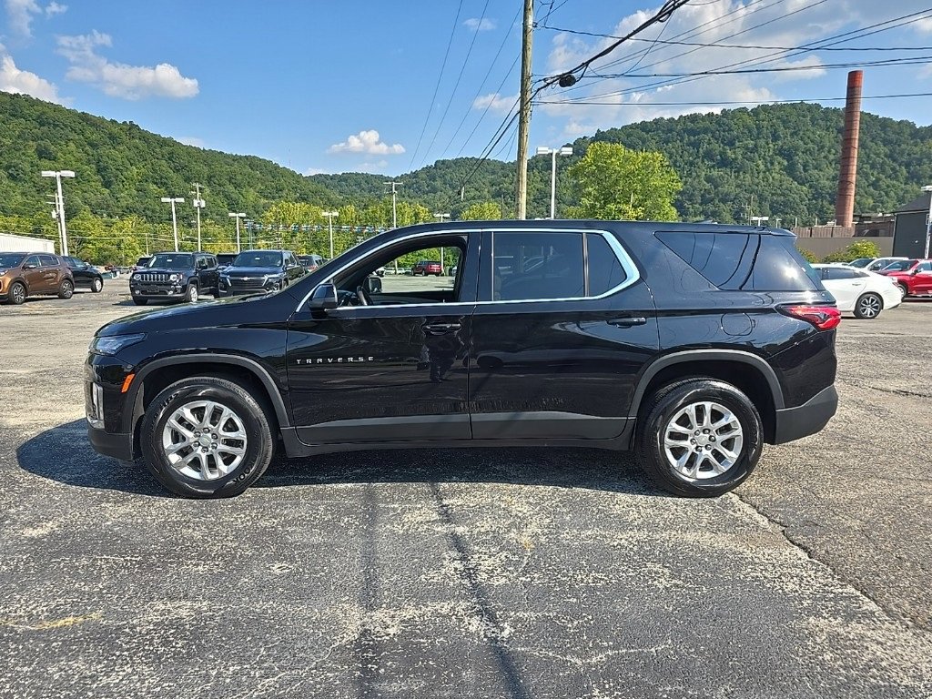 Used 2022 Chevrolet Traverse LS with VIN 1GNERFKW7NJ107393 for sale in Morehead, KY