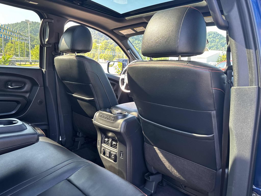2024 Nissan Titan PRO-4X - Photo 27