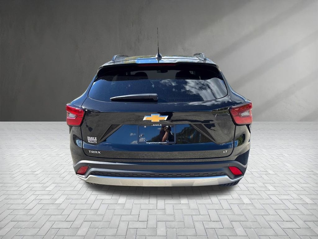 New 2026 Chevrolet Trax LT SUV