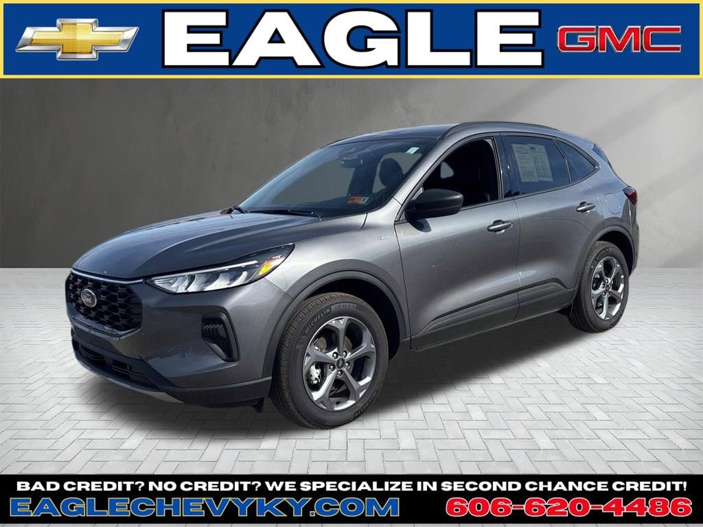2025 Ford Escape ST-Line's photo