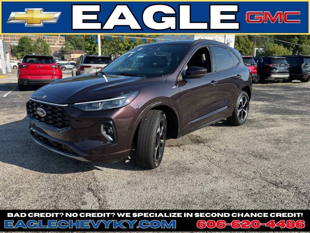 2023 Ford Escape ST-Line Elite